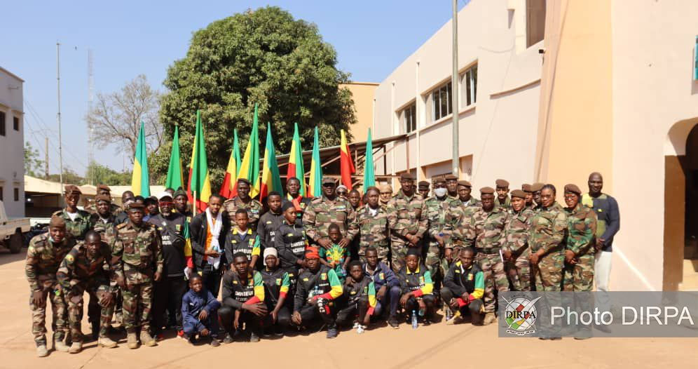 Présentation des vœux du Congrès National des Supporters des aigles du Mali au Chef d’Etat-Major de la Garde Nationale