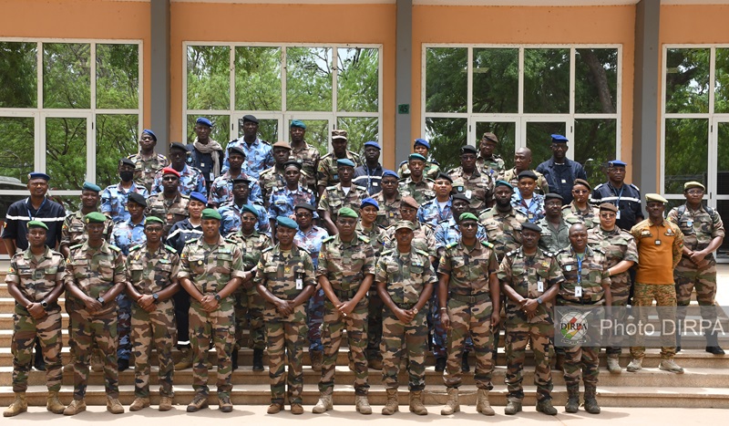 EEMFS : Les stagiaires de l'Ecole d'Etat-Major des Forces de Sécurité au Centre d’Instruction Boubacar Sada Sy de Koulikoro (CIBSSK)