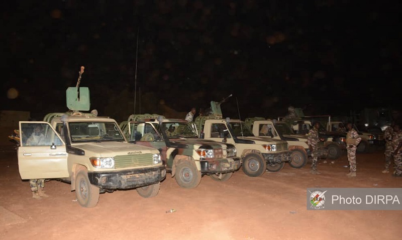 REGION MILITAIRE N°1 : les FAMa sécurisent le ravitaillement de la ville en carburant