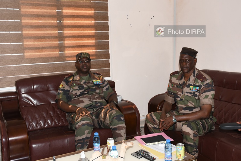 ÉTAT-MAJOR DE LA GARDE NATIONALE : le Chef d’État-Major Général des Armées en visite d’autorité